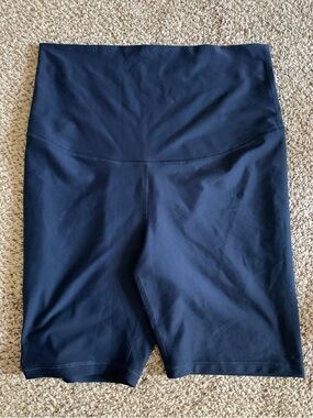Old Navy Navy High-Rise Bike Shorts
